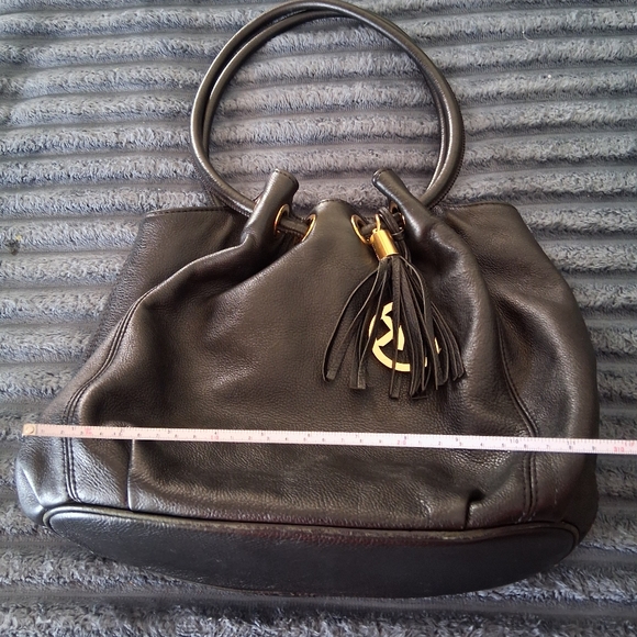 Michael Kors Hobo Bag - Picture 2 of 14
